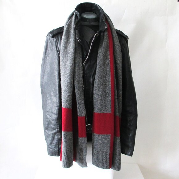 BANANA REPUBLIC OVERSIZE LAMBSWOOL SCARF - Picture 2 of 10
